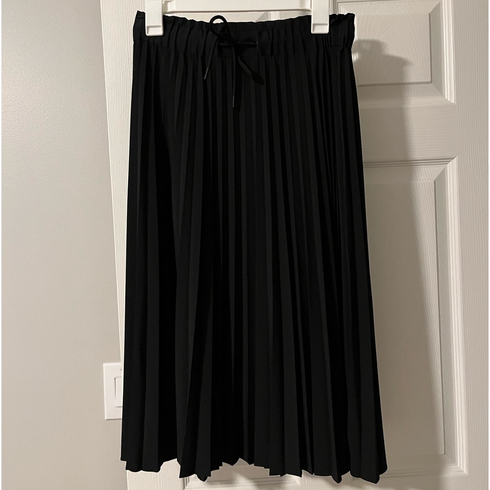 Athleta Pleated Skirt